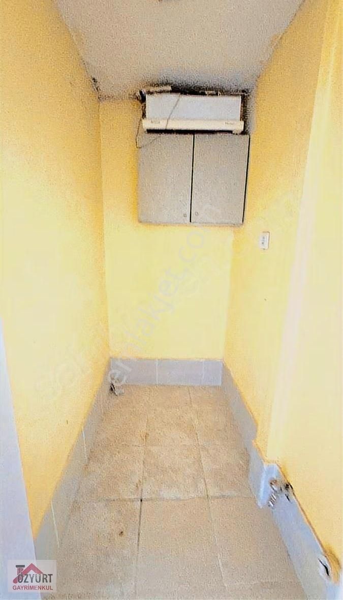 Metroya Yakın 3+1 Kiralık Daire - Görsel 23
