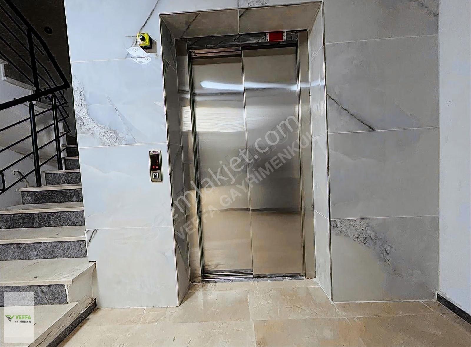 Darıca Marmaray Durağı 2+1 Ultra Lüks Arakat Daire - Görsel 17