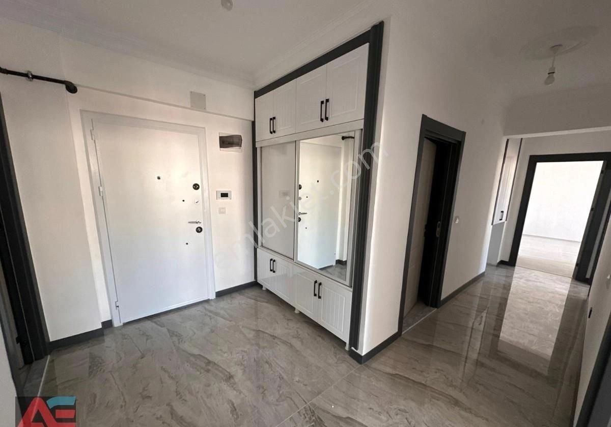 Kaliteli Malzemeleri Şık Tasarımıyla 3+1 Sıfır Satılık Daire - Görsel 7