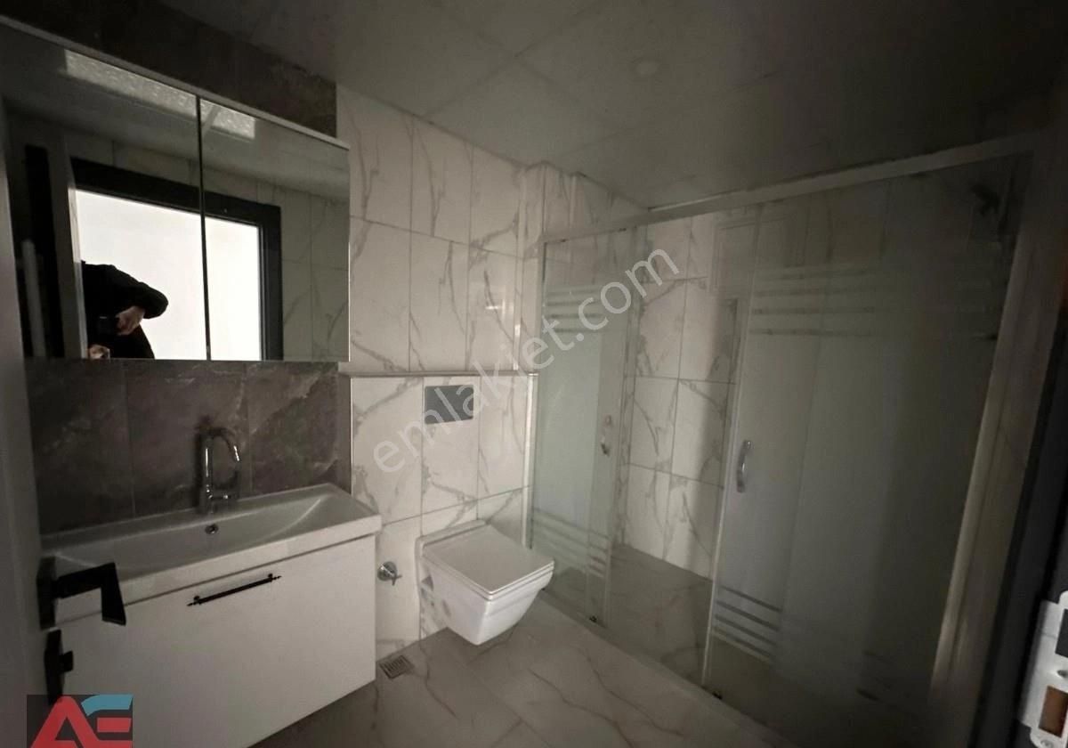 Kaliteli Malzemeleri Şık Tasarımıyla 3+1 Sıfır Satılık Daire - Görsel 9