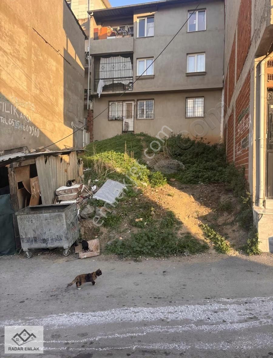 Karabağlar Abdiipekci Mahallesinde 108 M2 Satılık Arsa