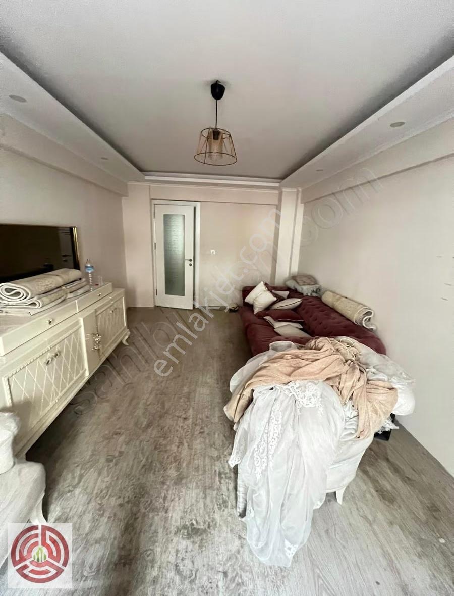 Emir Grup'tan Muradiye'de Cadde Üzerinde Arakat Satılık Daire - Görsel 17