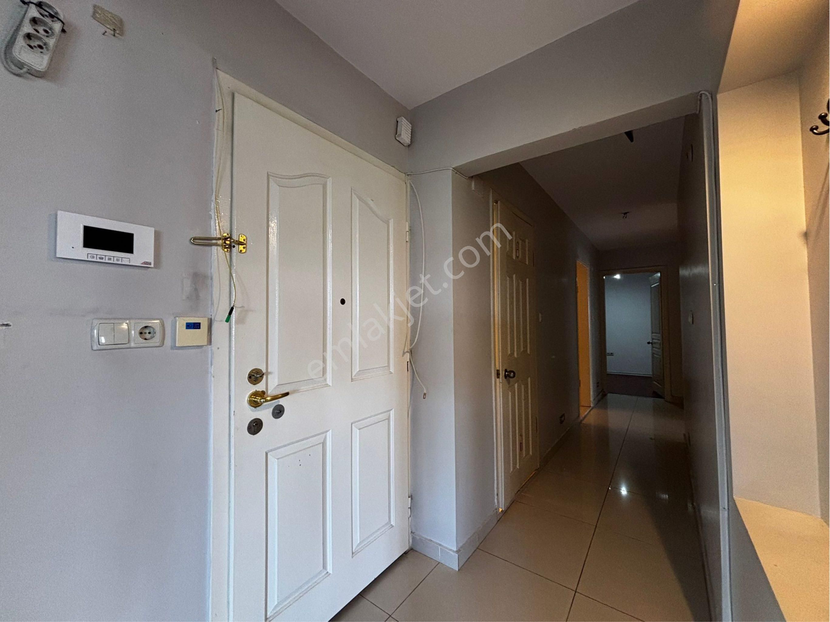 Alsancak Libasın Sokağında 3+1 5. Kat Masrafsız Satılık Daire! - Görsel 21