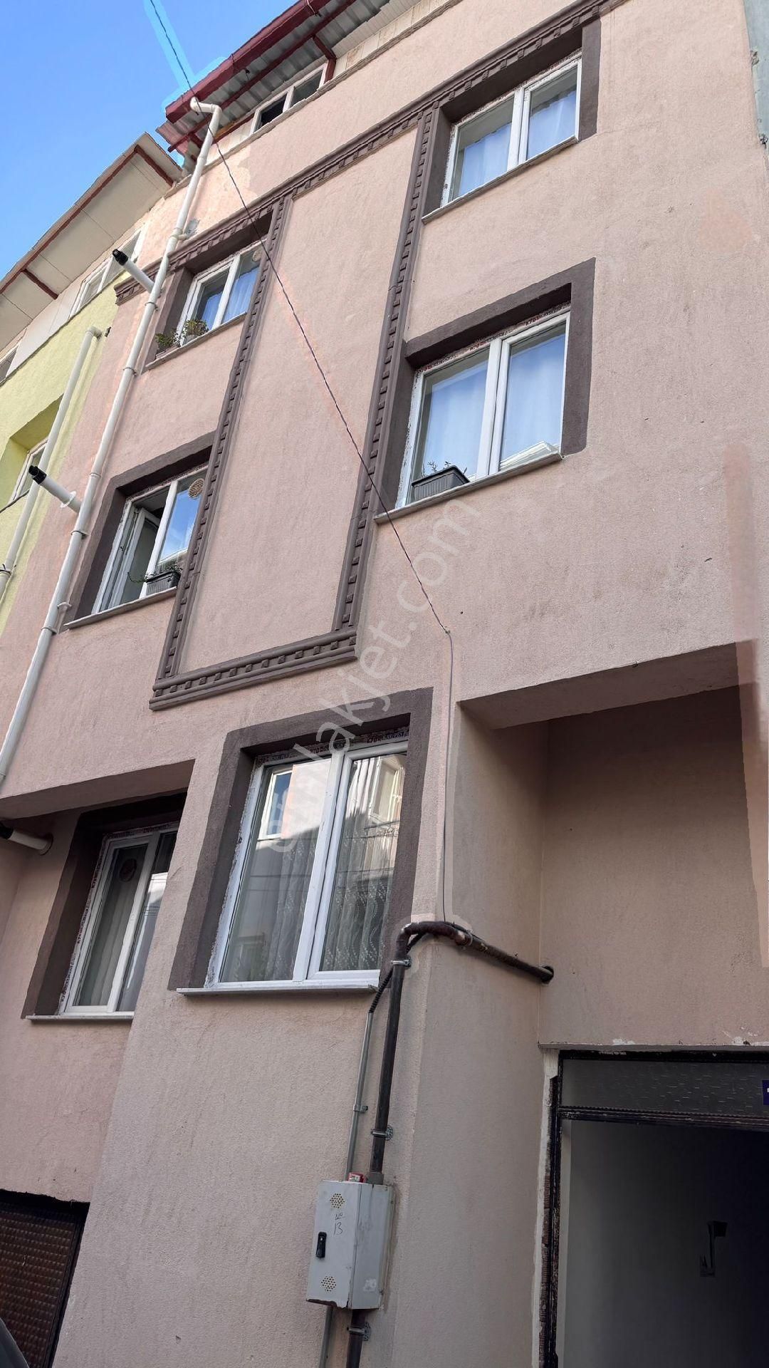 Truva'dan Uşak Merkez Ünalan Mh.de Fırsat 2+1 Eşyalı Daire - Görsel 2