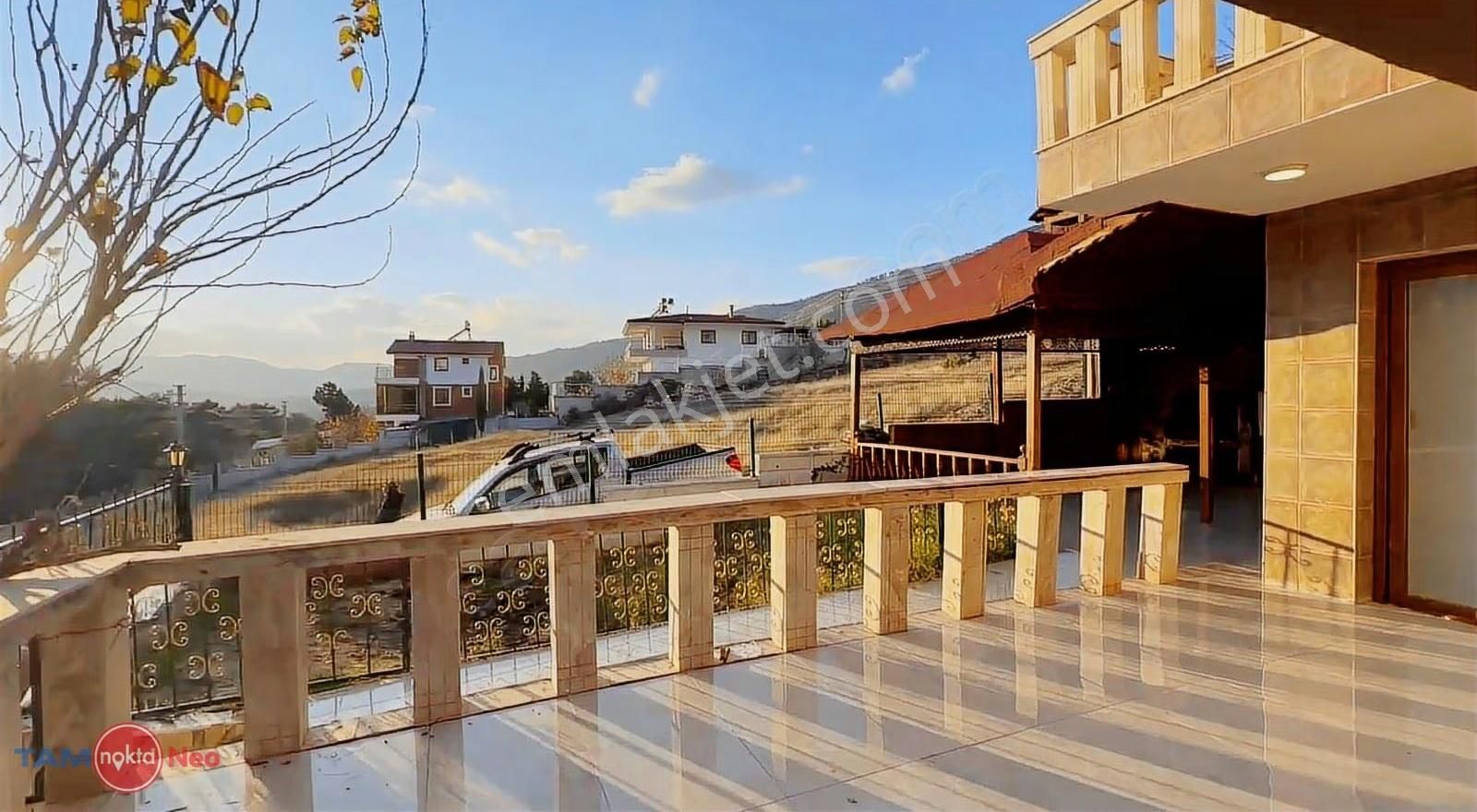 Böylesi Yok! Şömineli, Kış Bahçeli 4+1 Orman Villası - Görsel 12