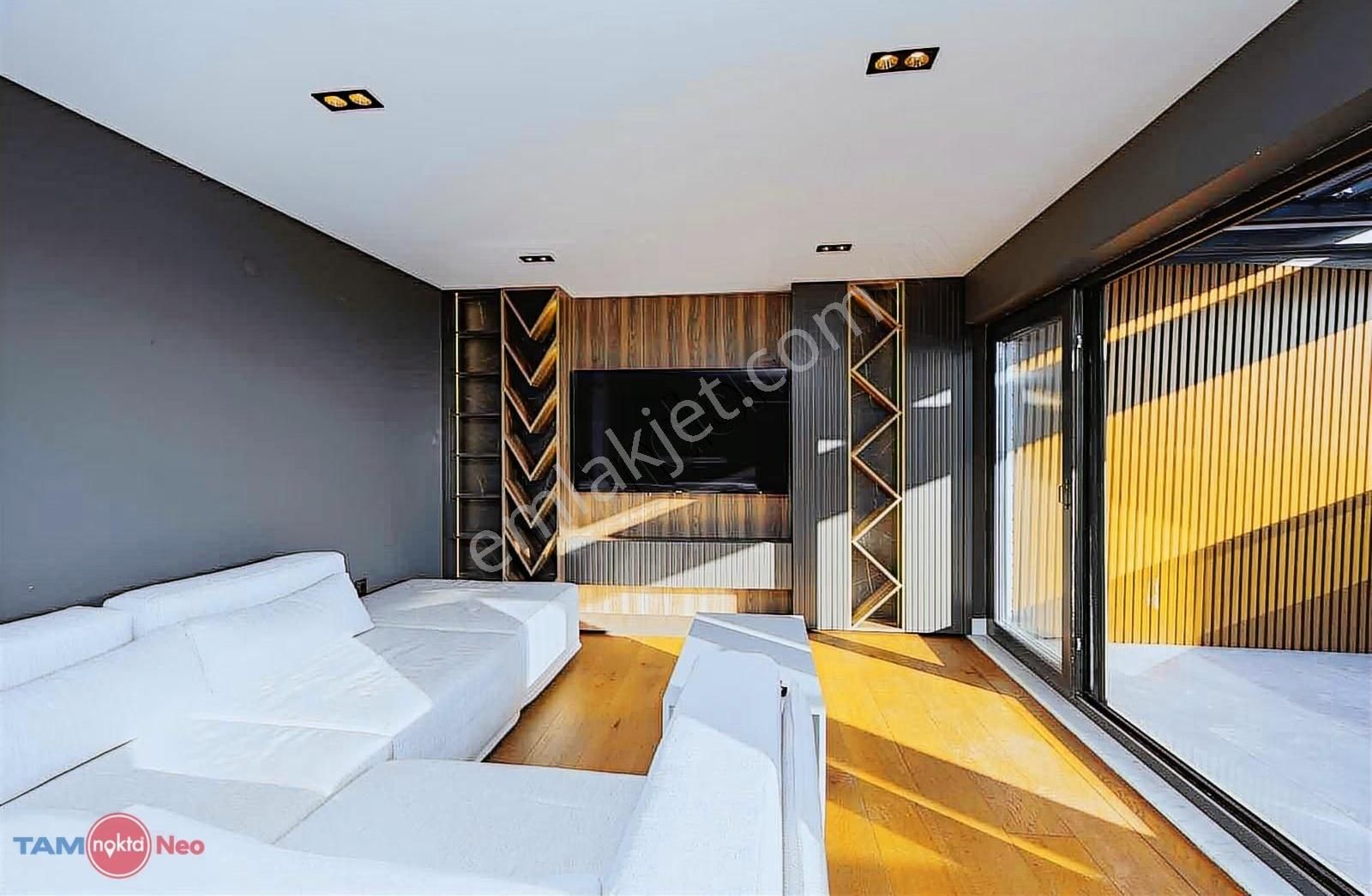 Martılı Sitesi 'nde Muhteşem Mimari Tasarımlı 4+1 Dublexs Daire - Görsel 14