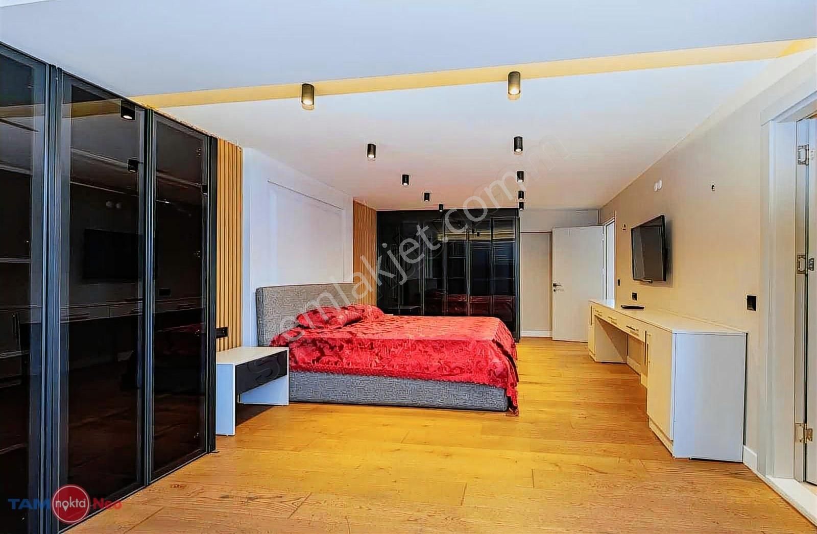 Martılı Sitesi 'nde Muhteşem Mimari Tasarımlı 4+1 Dublexs Daire - Görsel 18