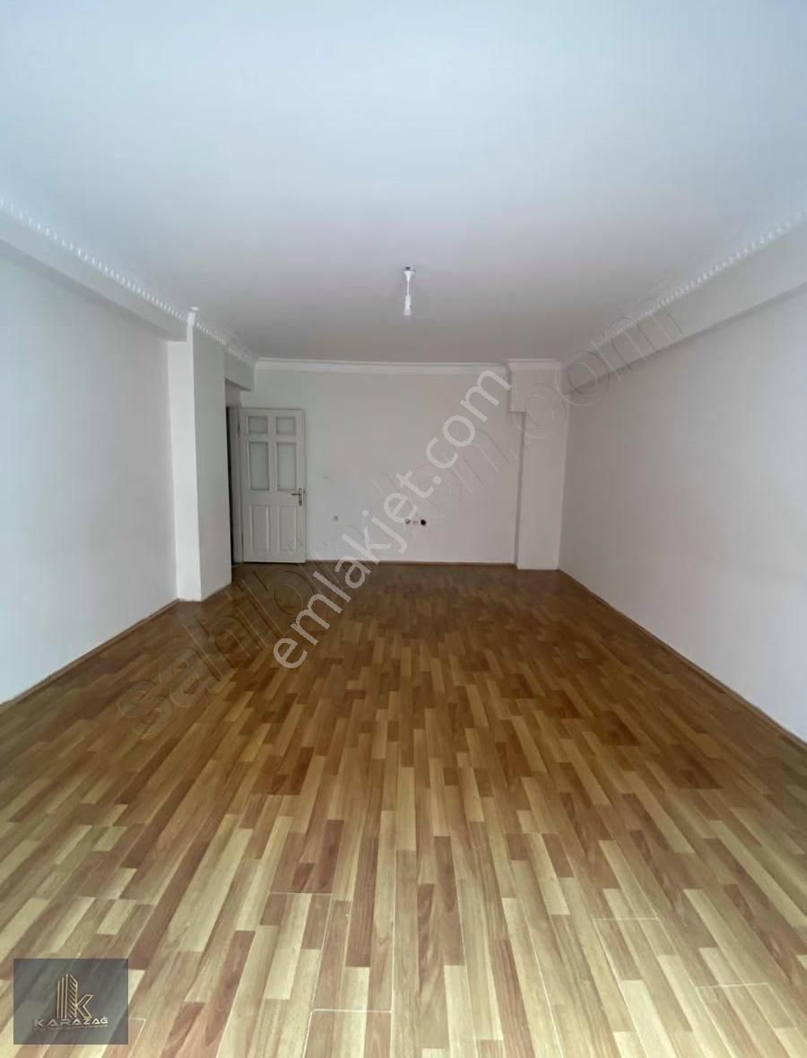 Recep Tayyip Erdoğan Parkın Karşısında Kıralık 2+1 Ara Kat Daire - Görsel 7