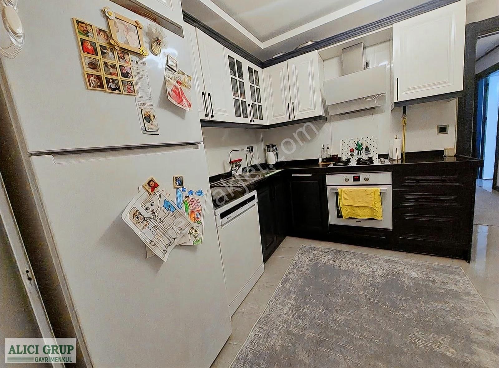 3+1 Kapalı Mutfak Kozan Yoluna Sıfır Lüx İşçilikli Daire - Görsel 19