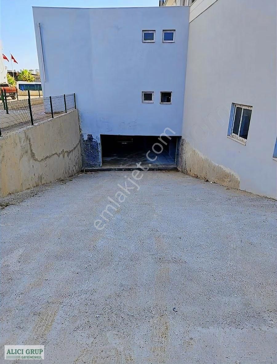 3+1 Kapalı Mutfak Kozan Yoluna Sıfır Lüx İşçilikli Daire - Görsel 22