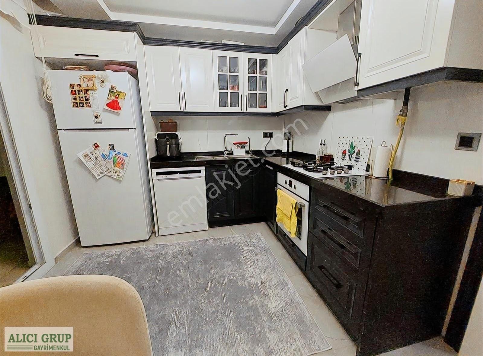 3+1 Kapalı Mutfak Kozan Yoluna Sıfır Lüx İşçilikli Daire