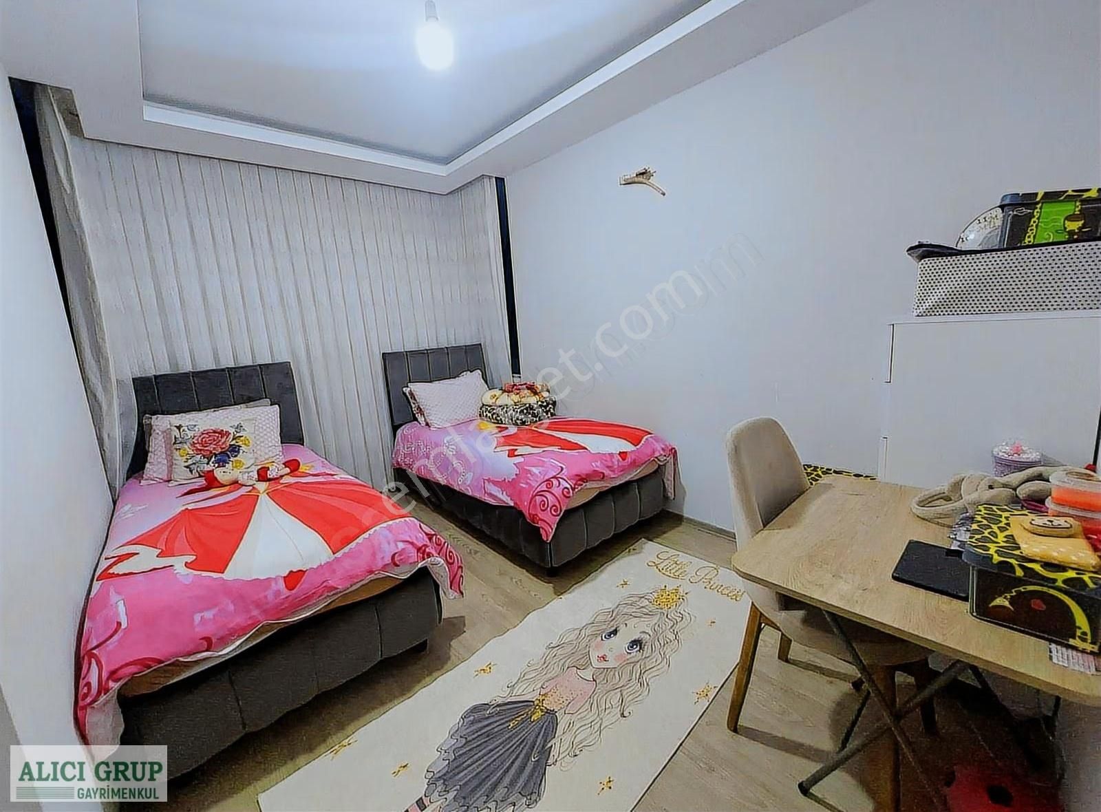 3+1 Kapalı Mutfak Kozan Yoluna Sıfır Lüx İşçilikli Daire - Görsel 7