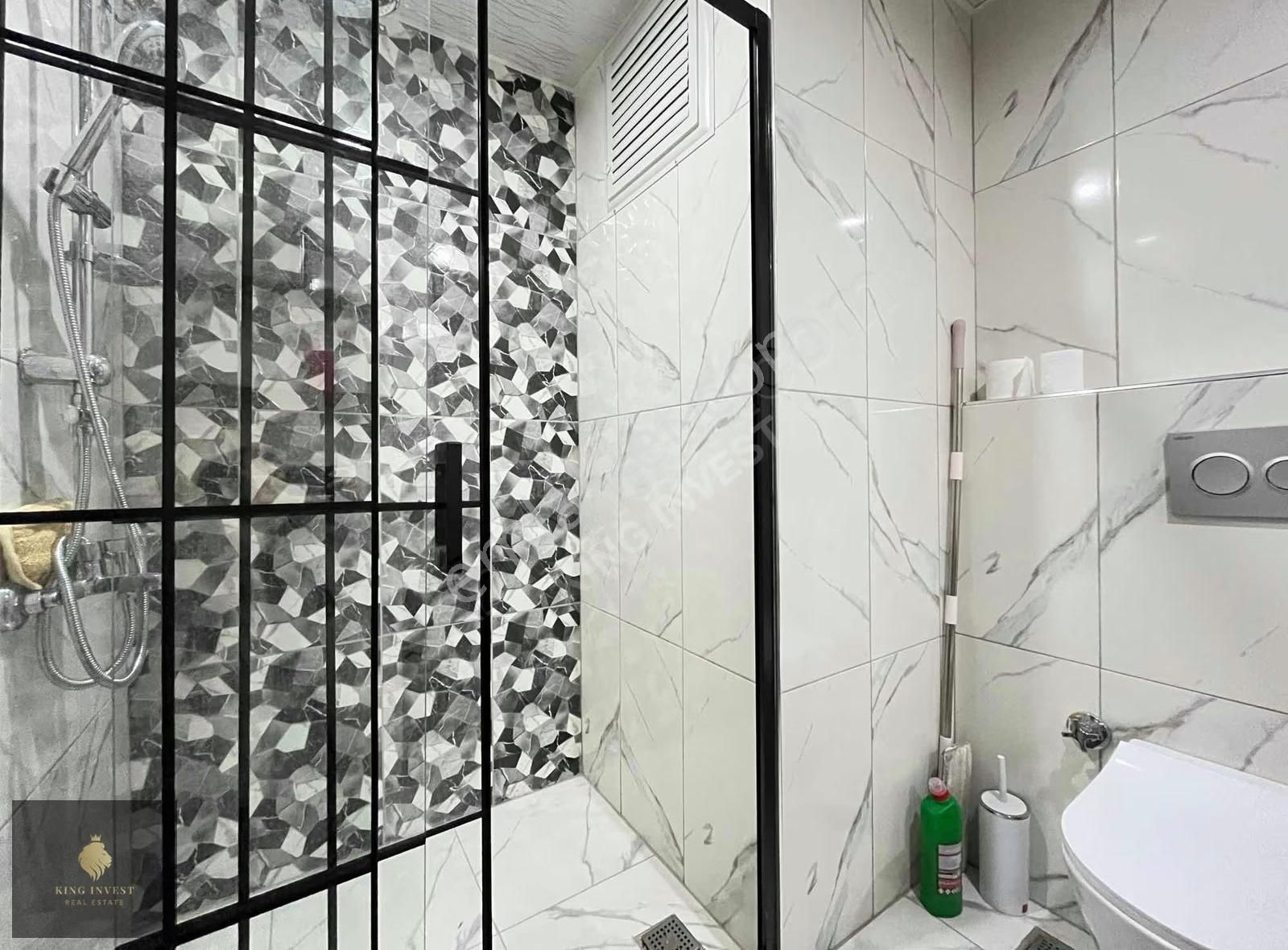 King'den Lüks Site İçerisinde Full Eşyalı 1+1 Daire - Görsel 26