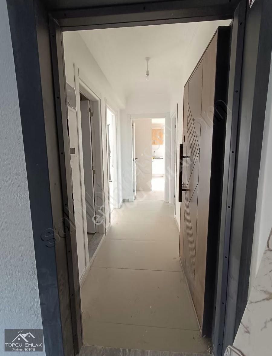 Cumhuriyet Mahallesinde Satılık 2+1 Daire