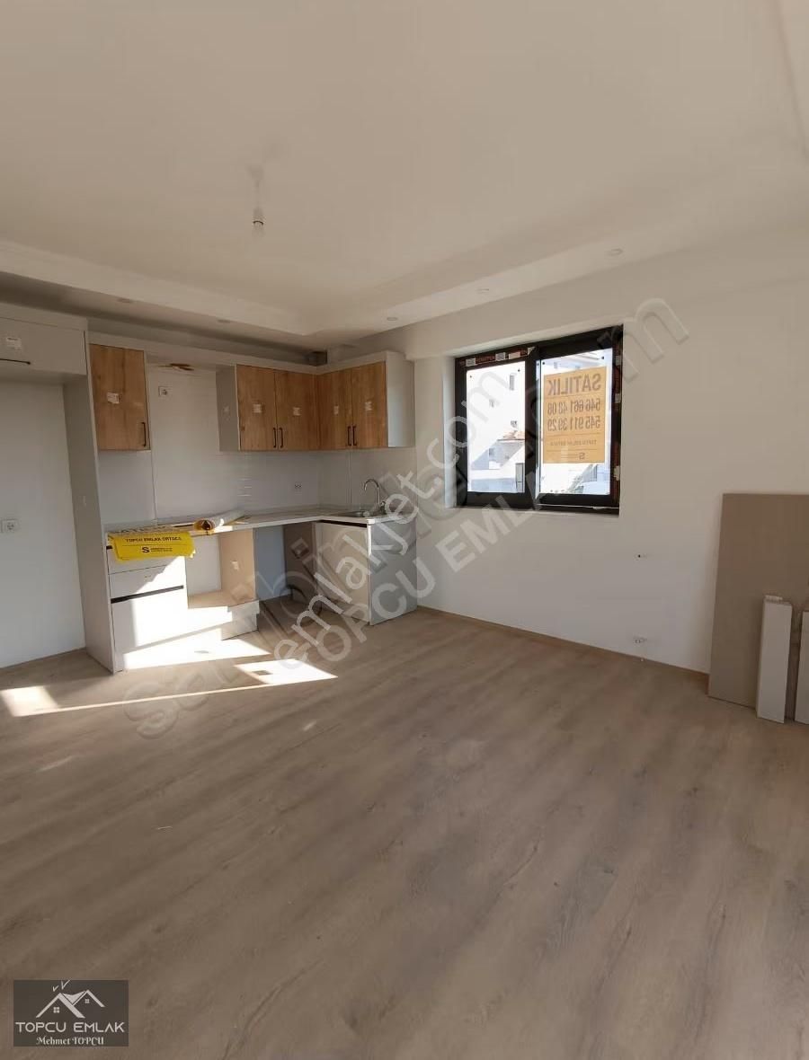 Cumhuriyet Mahallesinde Satılık 2+1 Daire - Görsel 15