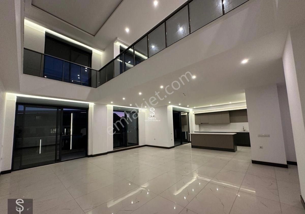 Alanya Oba Hastane Yanı Kiralık 4+1 Full Aktiviteli Loft Dizayn 280m2 Daire