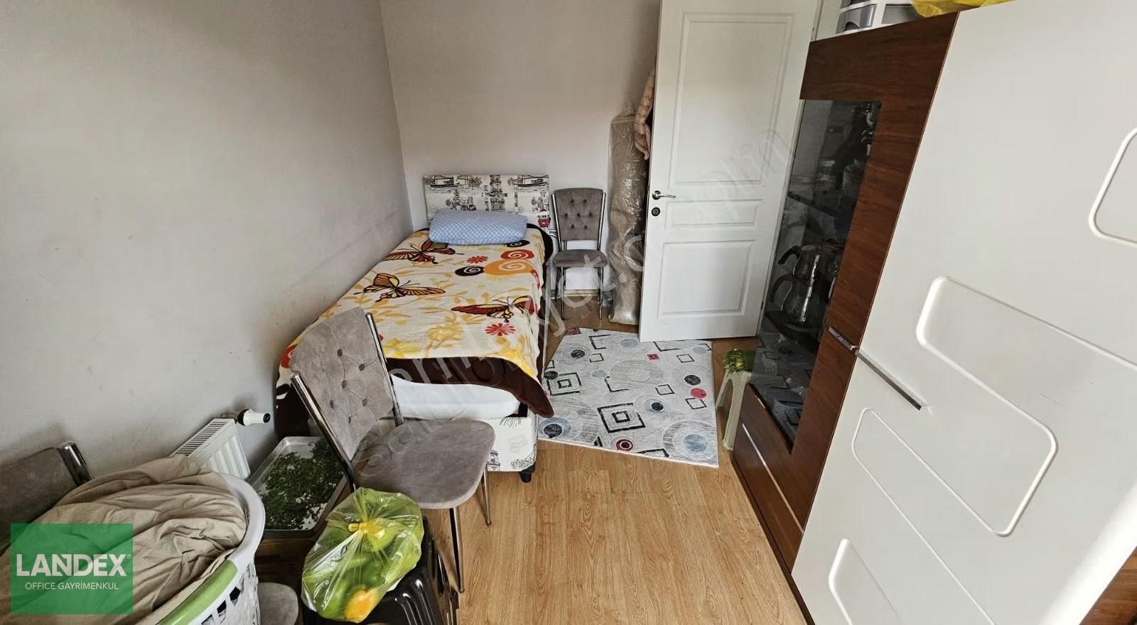 Karahasanlı'da Apart Parasına 2+1 8 Yıllık Kiracılı Arakat Daire - Görsel 2