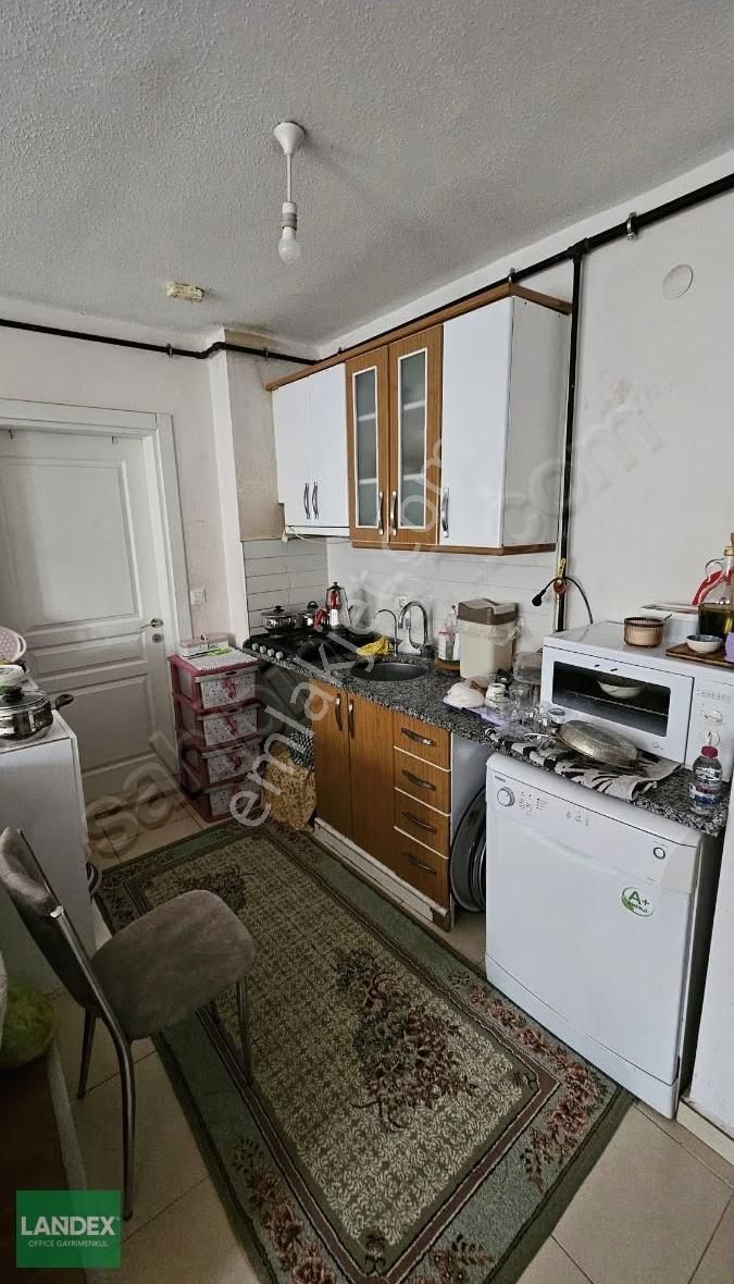 Karahasanlı'da Apart Parasına 2+1 8 Yıllık Kiracılı Arakat Daire - Görsel 22