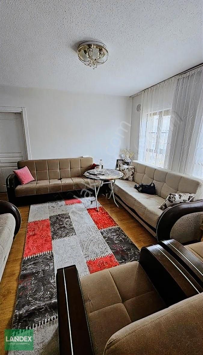 Karahasanlı'da Apart Parasına 2+1 8 Yıllık Kiracılı Arakat Daire - Görsel 9