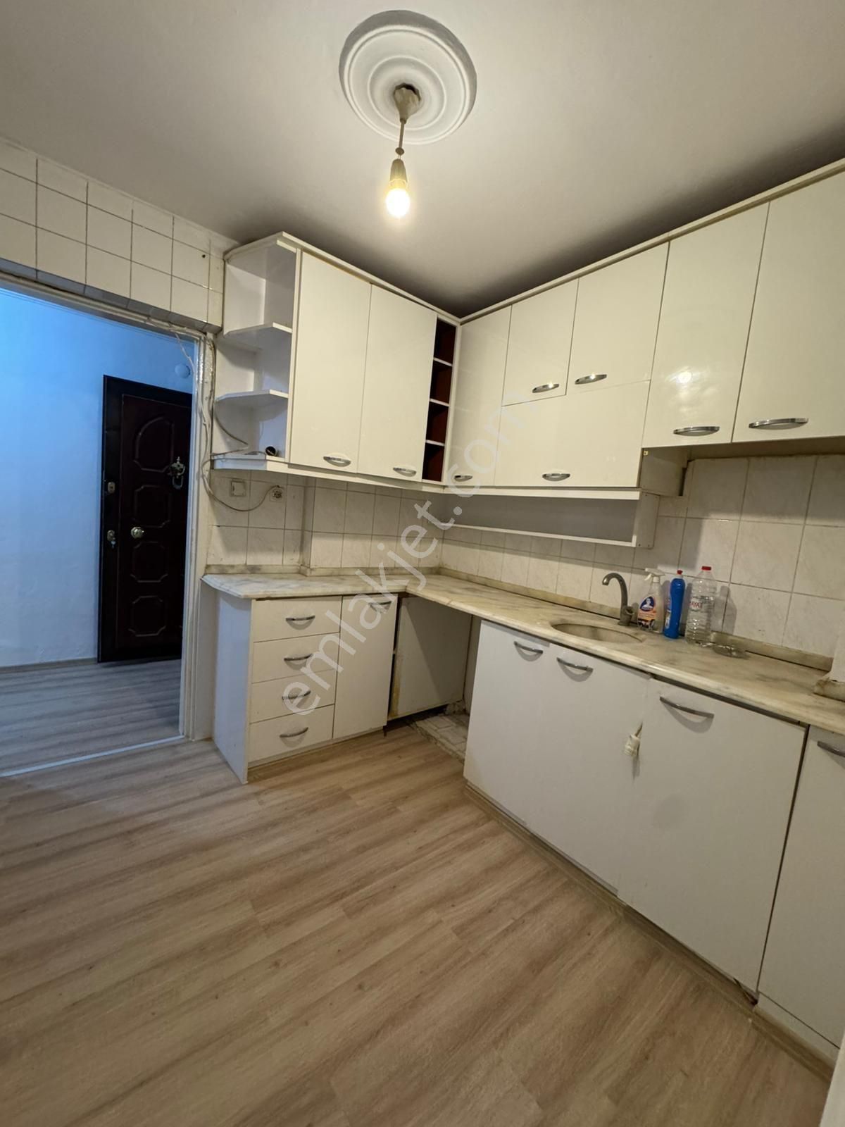 İzmir Konak Atilla Mahde Üçyol Metroya Yakın 2+1 Daire - Görsel 29