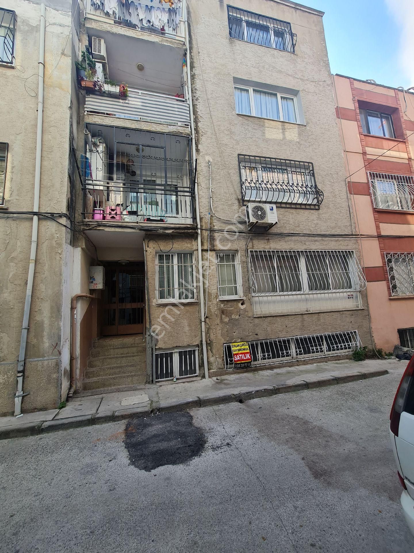 İzmir Konak Atilla Mahde Üçyol Metroya Yakın 2+1 Daire - Görsel 15