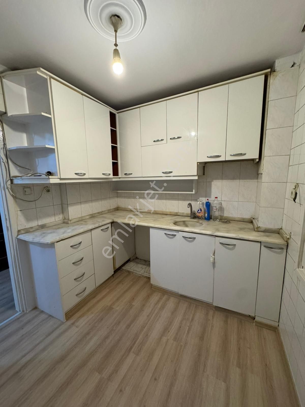 İzmir Konak Atilla Mahde Üçyol Metroya Yakın 2+1 Daire - Görsel 33