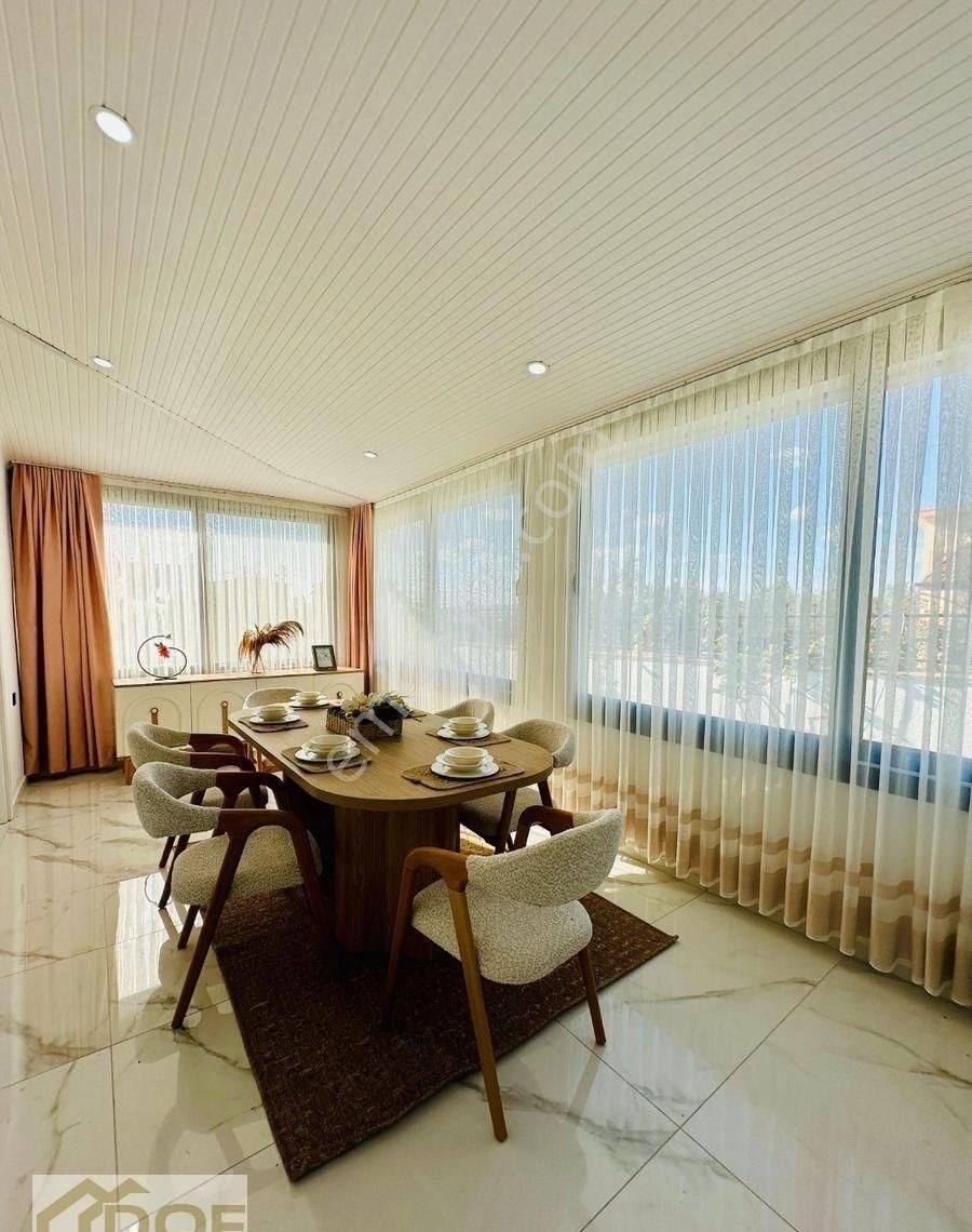 Villacı Onur'dan 700 M2 İçerisinde Eşyalı Ferah Bahçeli Ve Havuzlu Villa - Görsel 18