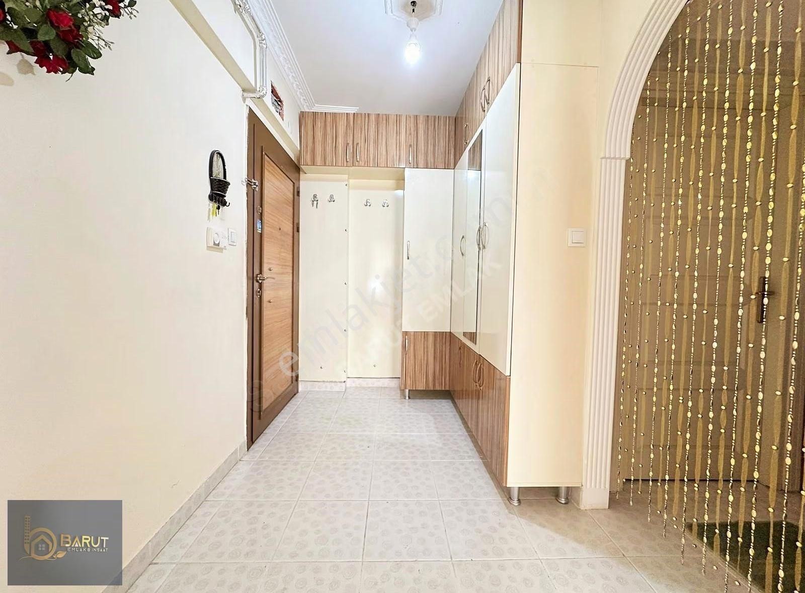 Baruttan Ön Cephe 2.kat Konumunda Güney Yapılı Y.giriş 3+1 Daire - Görsel 15