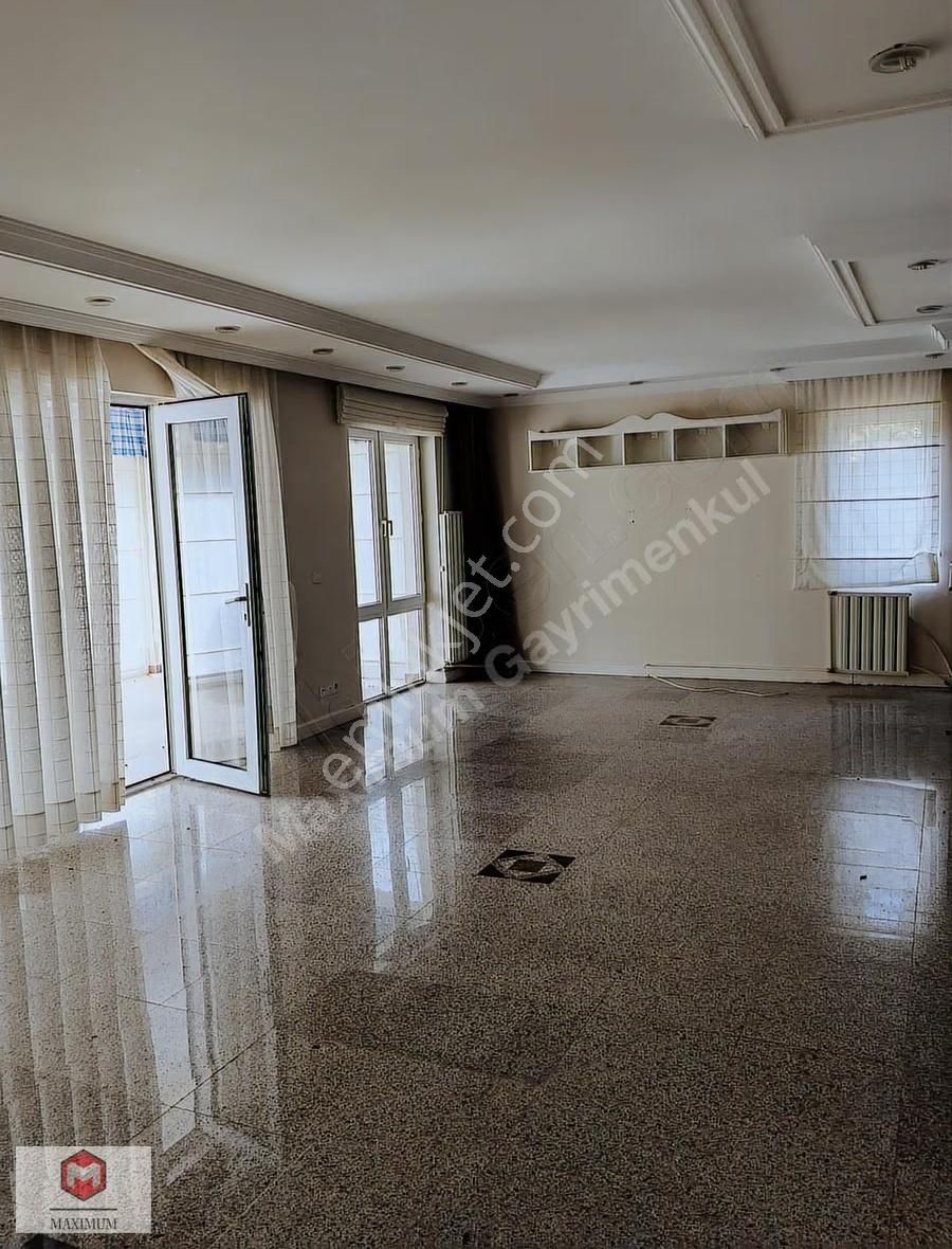 Başakşehir Vadi Villaları Tam Müstakil Forleks 3 Araçlık Otopark - Görsel 8