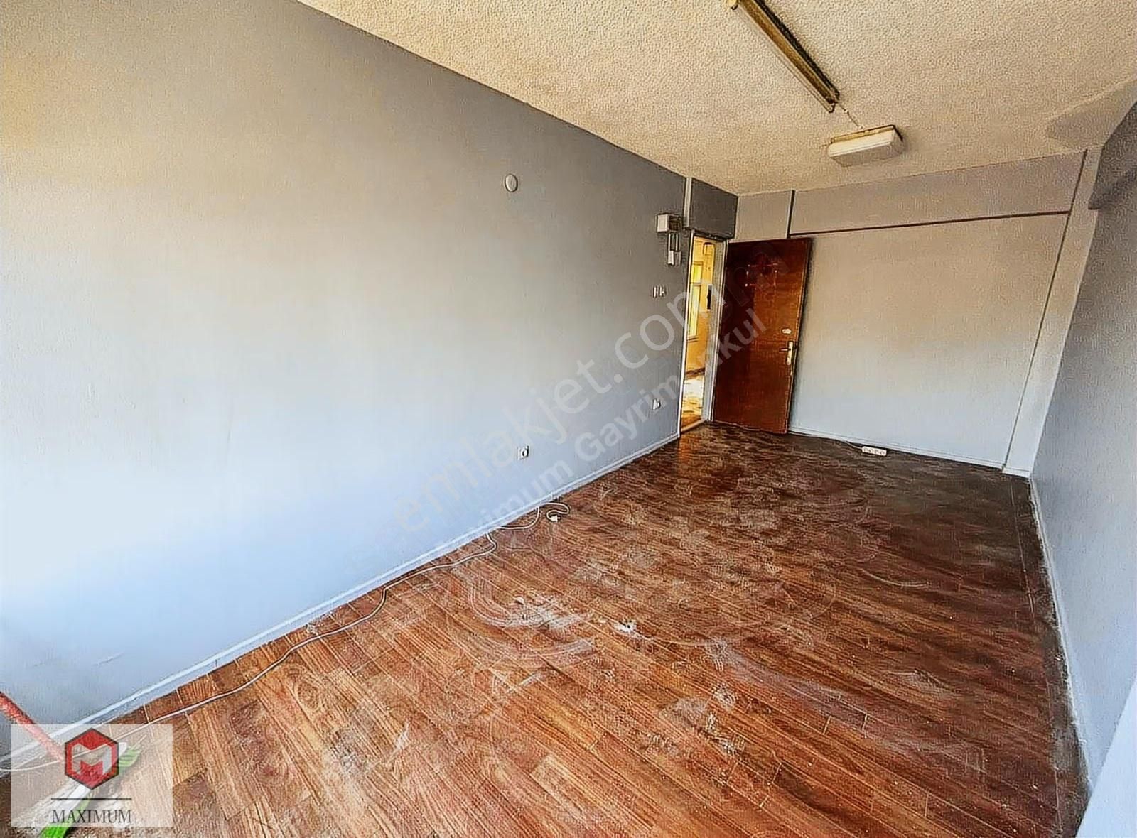 B.köy/cevizlik'te Karaca İş Hanı'nda Ön Cephe 17 M2 Satılık Ofis - Görsel 20