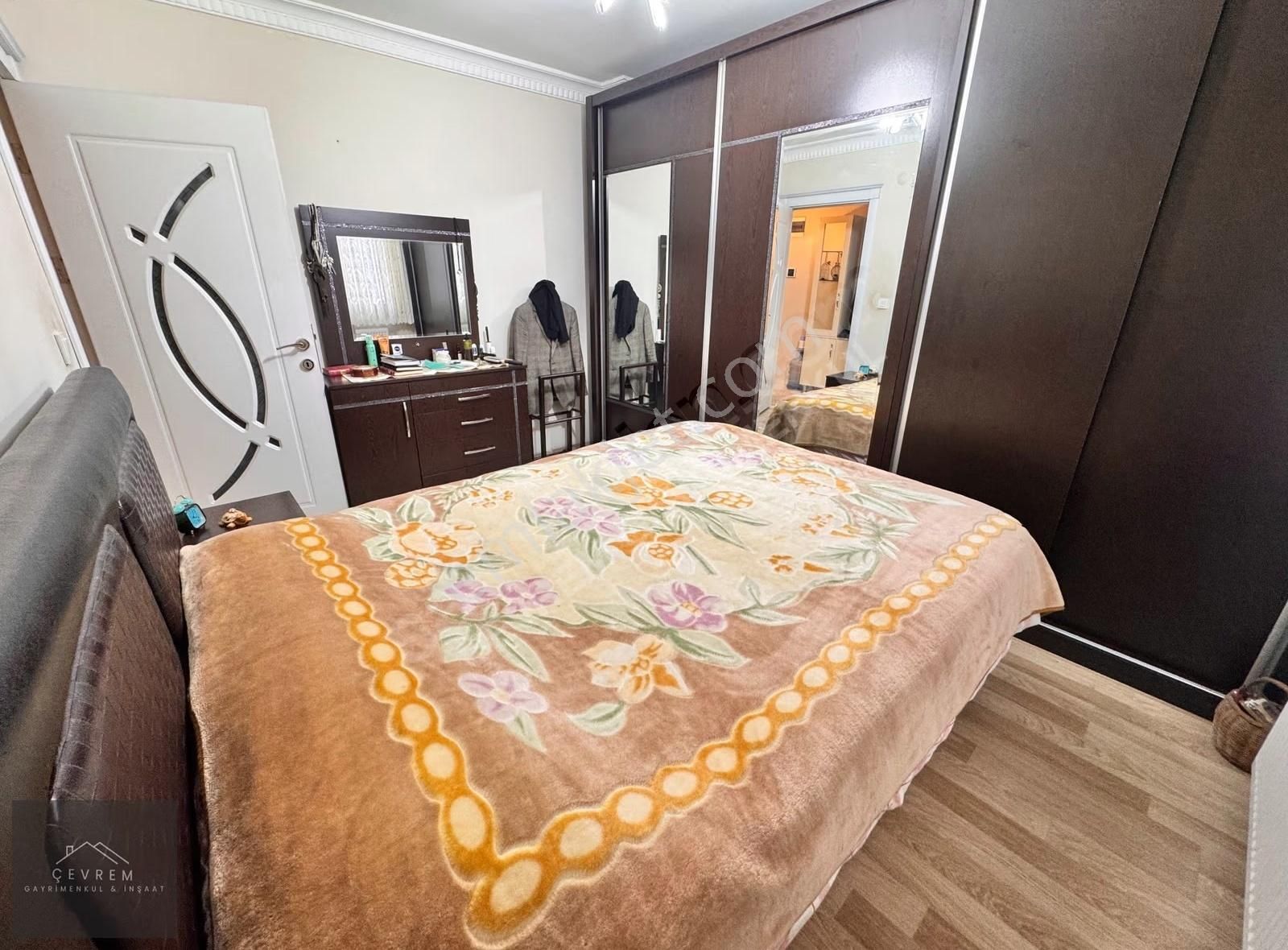 Gültepe'de Metrobüse Çok Yakın Harika Konum'da 3+2 170m² Dubleks - Görsel 3