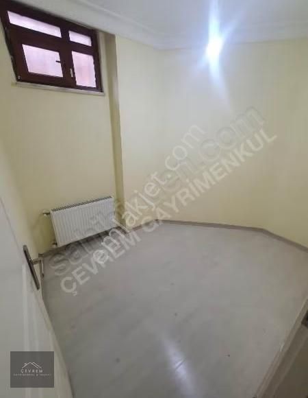 **çevrem*den Yatırıma Uygun Bahçeli Boş 2+1 90m² Bahçe Kat Daire