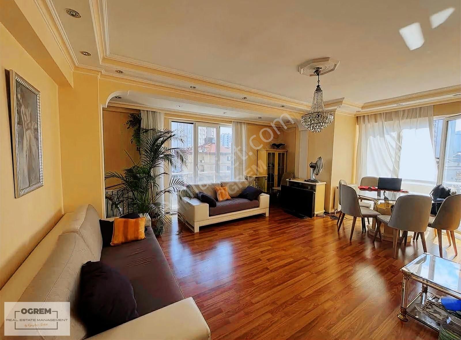 Soyak Site Mahallesinde 3+1 Satılık Güney Cephe Daire