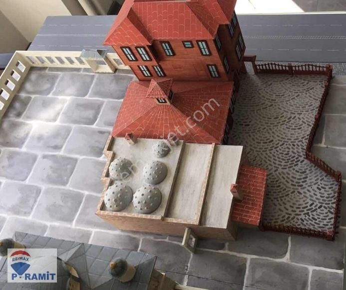 Beylerbeyi'nde Boğaz Manzaralı Tarihi Eser Köşk - Yasin Gülşener - Görsel 2