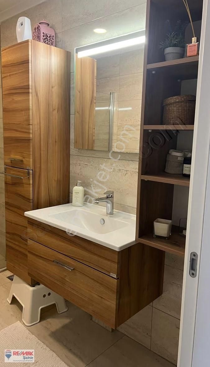 Remax Yalova Royal Blue Sitesinde Satılık 3+1 Daire - Görsel 4