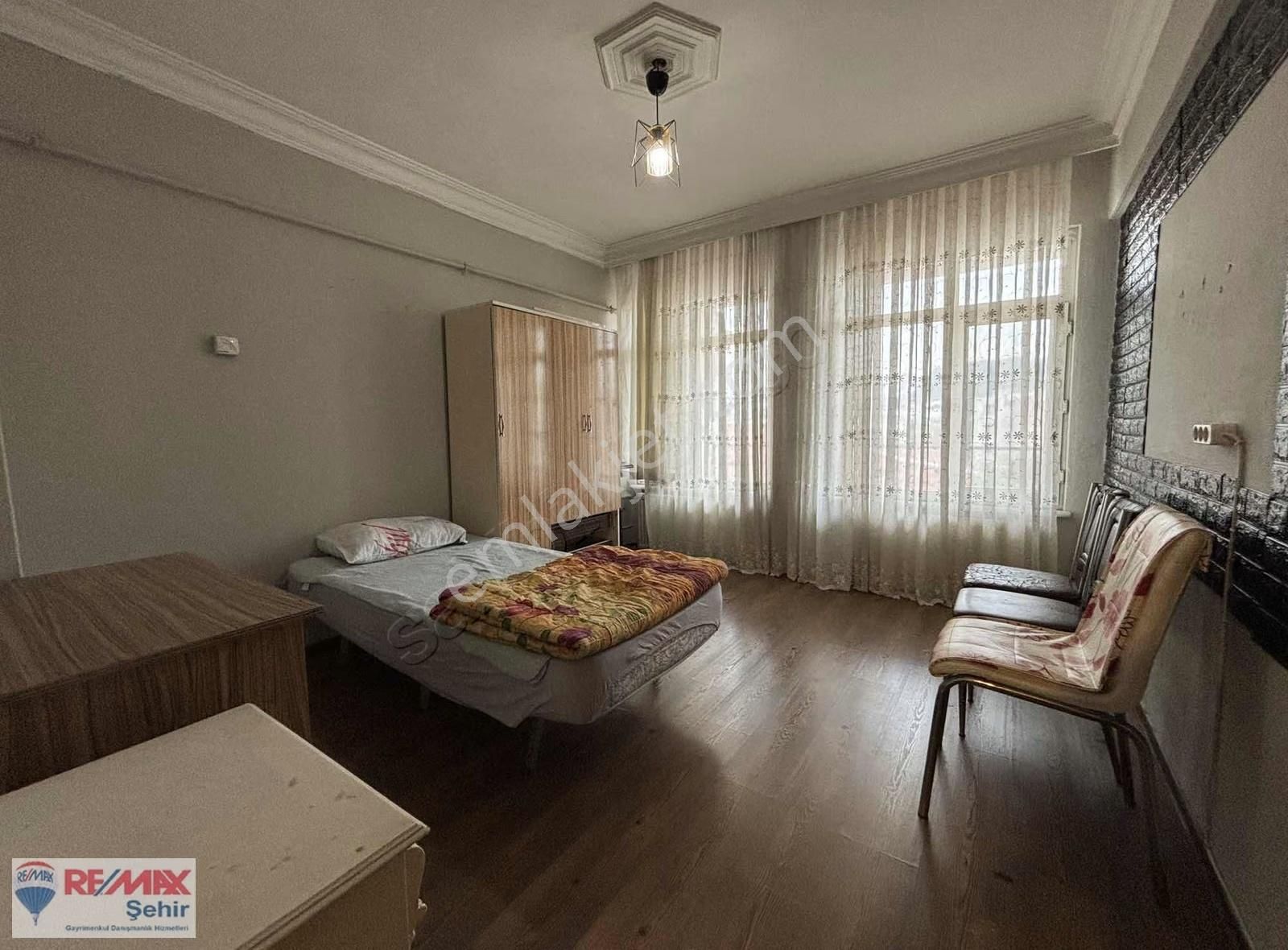Re/max Şehir'den İstanbul Cad Asansörlü Eşyalı 3+1 Kiralık Daire - Görsel 5