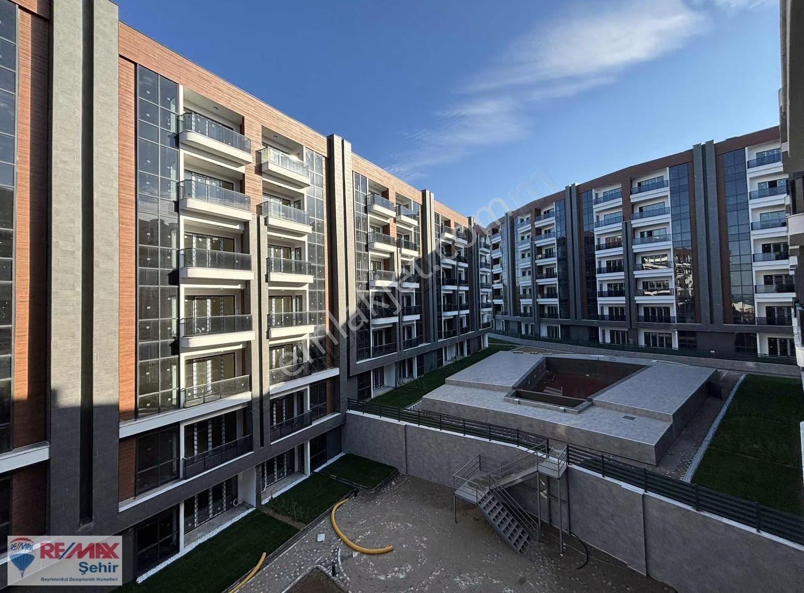 Alkaş Meydan Suites Samanlı Projesinde Deniz Manzaralı Kiralık - Görsel 8
