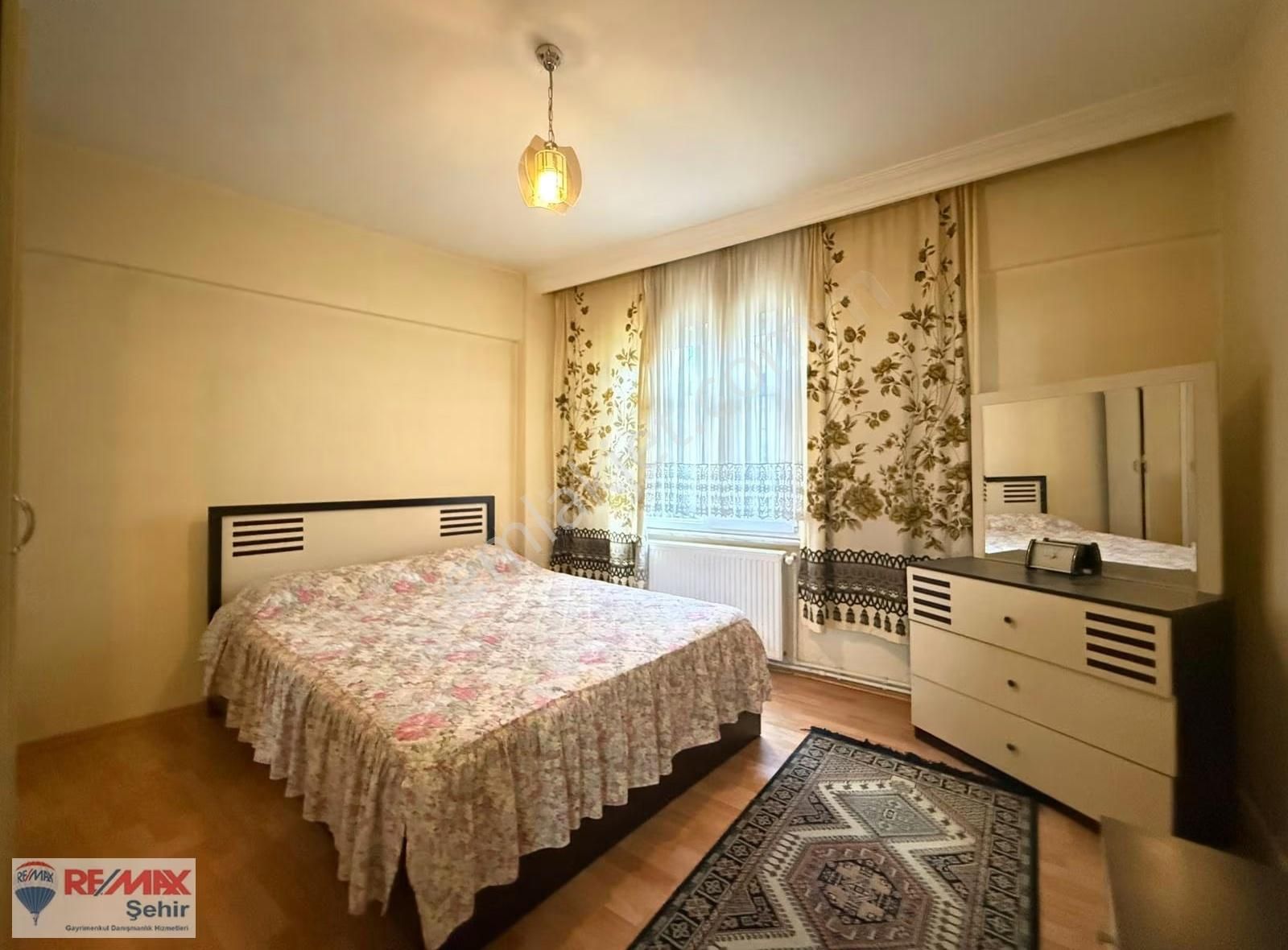 Remax Şehir'den Yalova Merkez De Cadde Üstü 3+1 Satılık Daire - Görsel 12