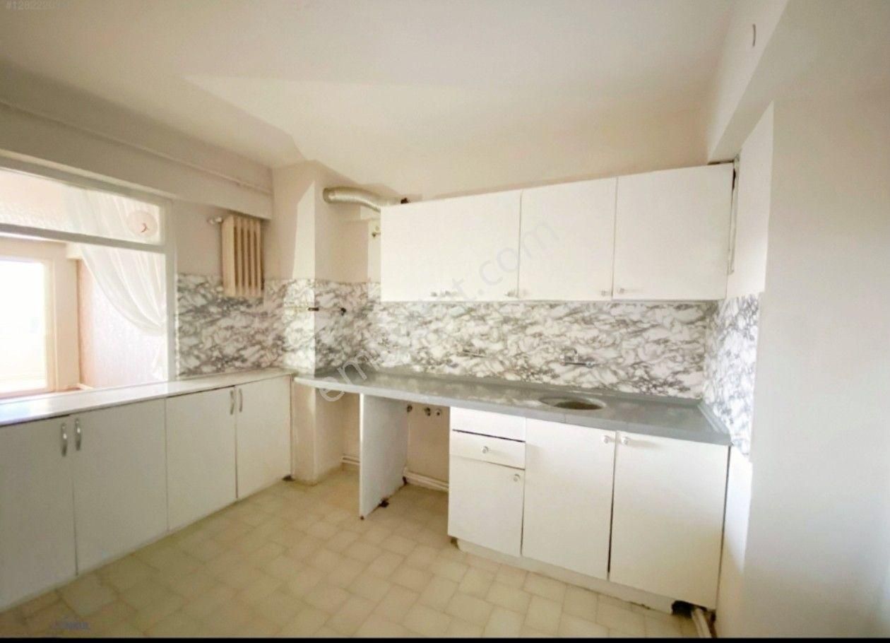 Setbaşı Karaağaç Mahallesi’nde Kiralık Manzaralı 2+1 Daire - Görsel 11