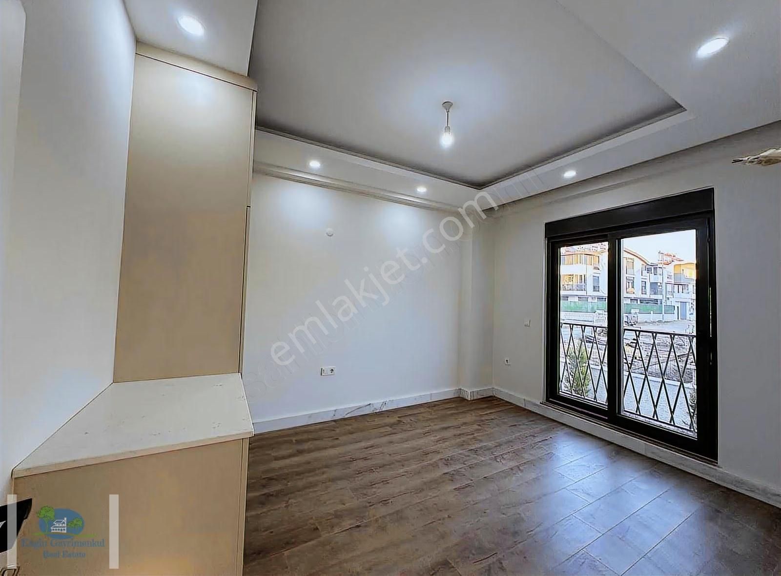 Manavgat Ilıcada Satılık Lüks Genış Havuzlu Daire - Görsel 14