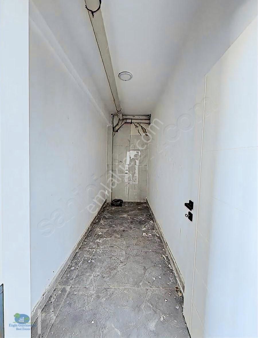 Ilıca'da Havuzlu 1+1 Ara Kat Daire - Görsel 17