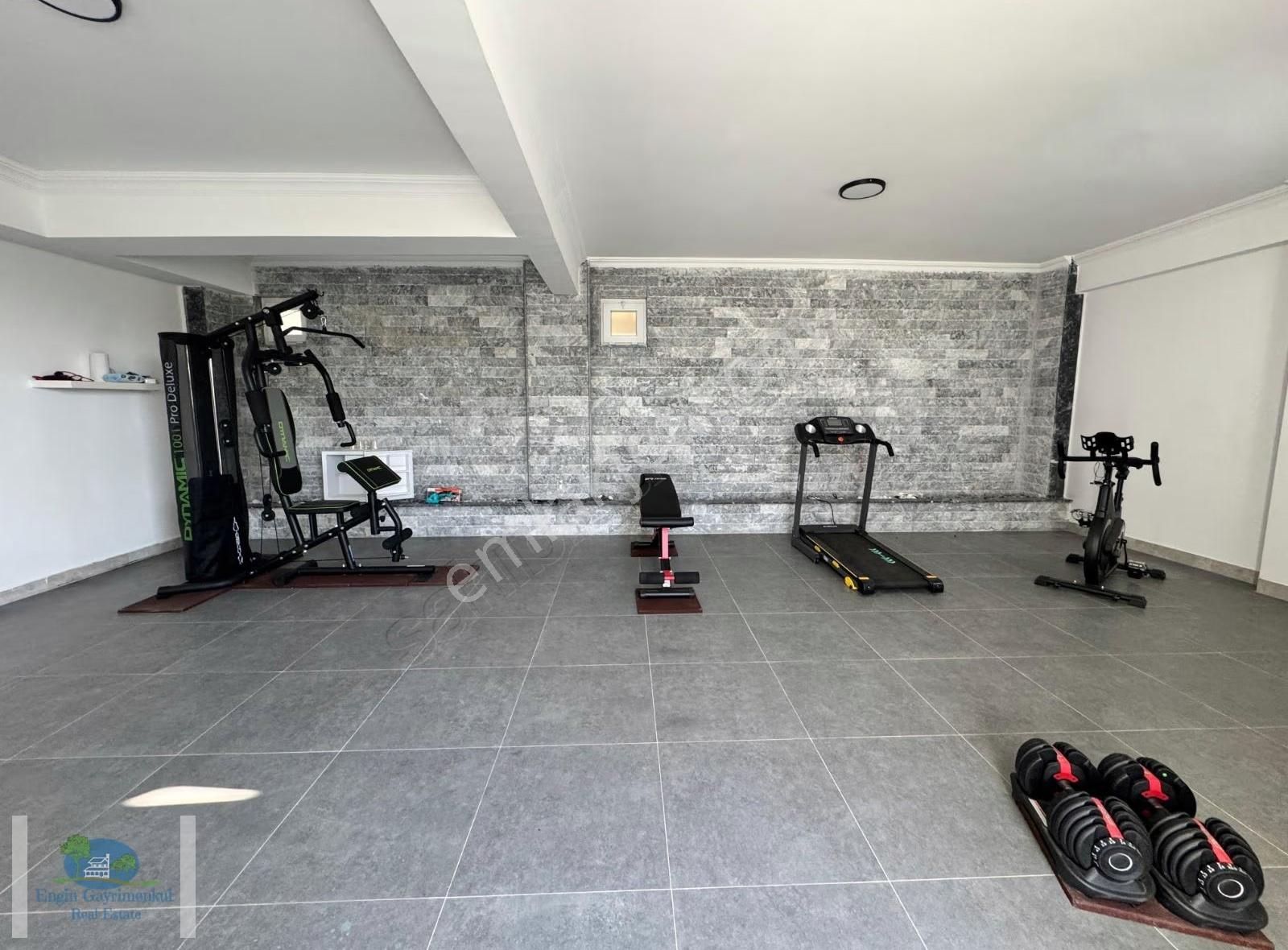 Ilıca'da Havuzlu 1+1 Ara Kat Daire - Görsel 13