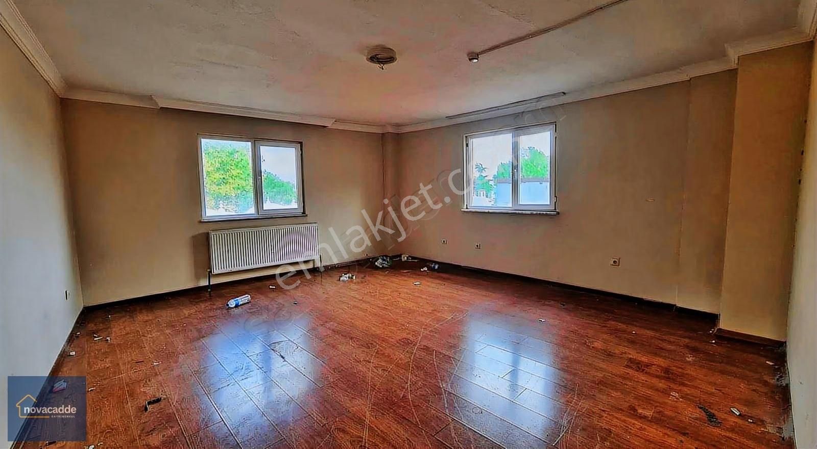 Fatih Vezneciler'de Komple Kiralık Müstakil Bina (net: 2.700 M2) - Görsel 26