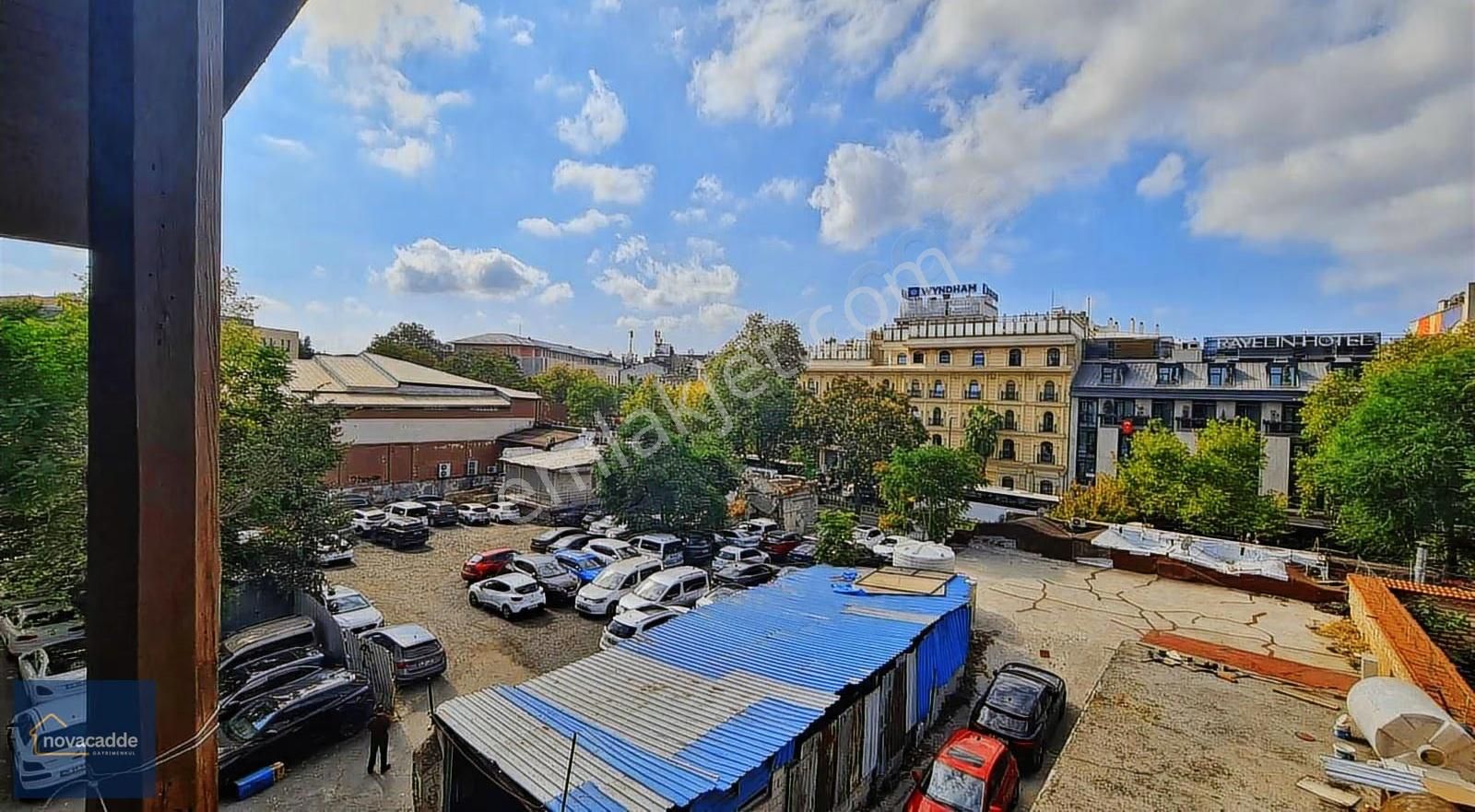 Fatih Vezneciler'de Komple Kiralık Müstakil Bina (net: 2.700 M2) - Görsel 22