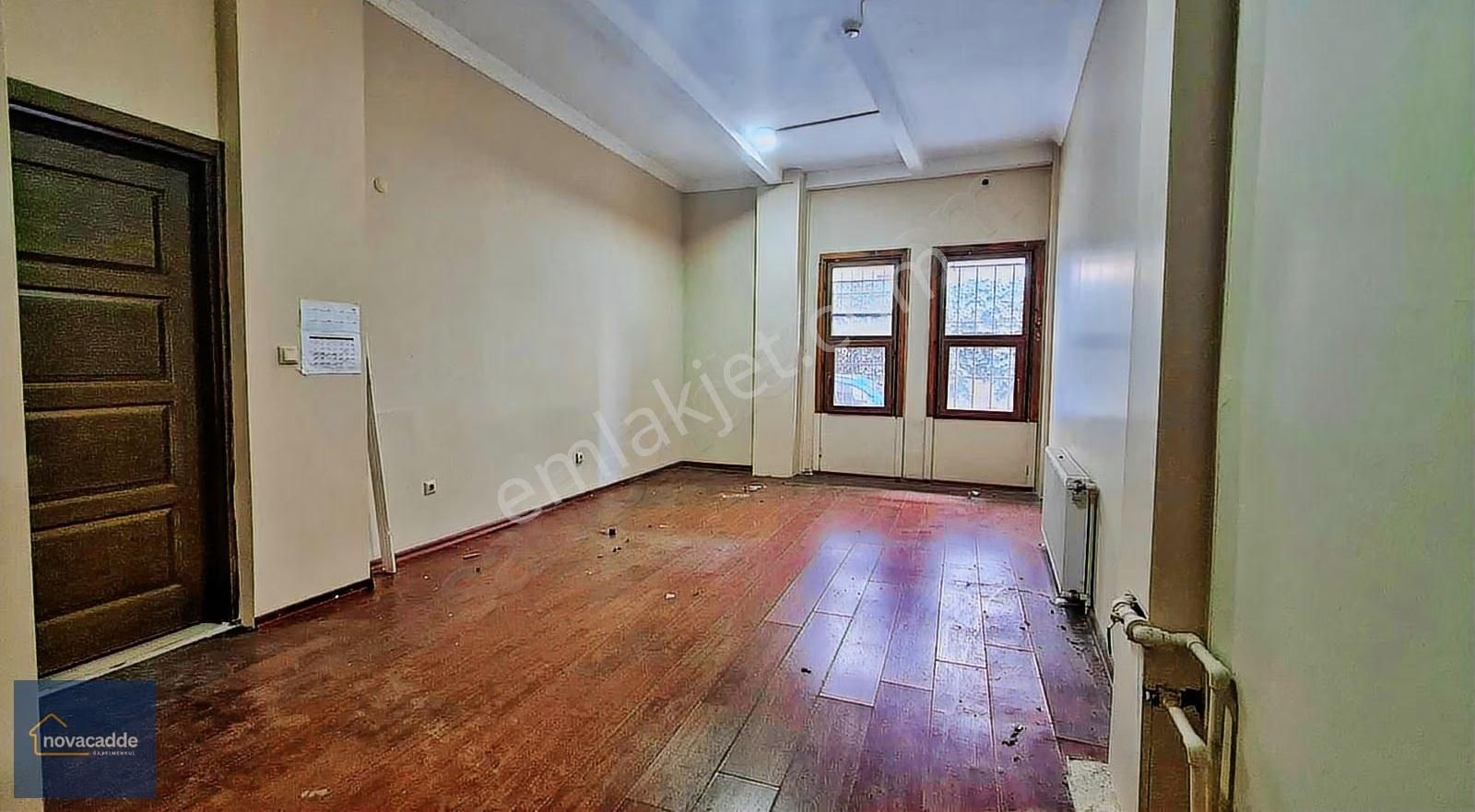 Fatih Vezneciler'de Komple Kiralık Müstakil Bina (net: 2.700 M2) - Görsel 24
