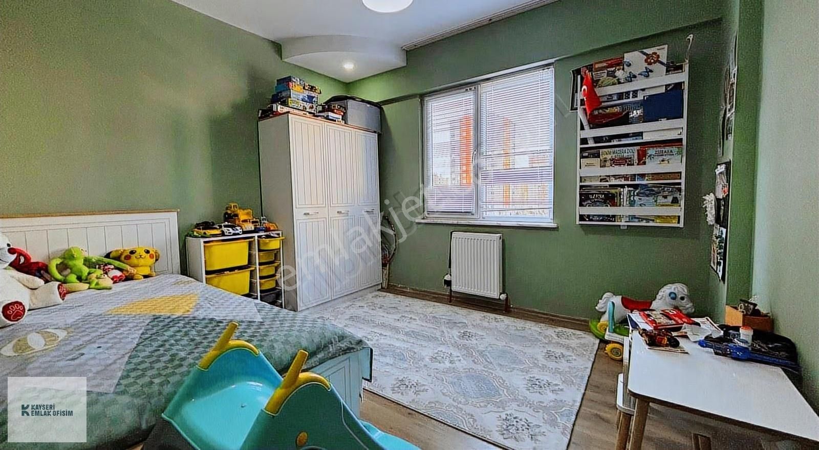 İldem Ödül Trend Sitesinde İçi Yapılı 3+1 Satılık Geniş Daire - Görsel 12