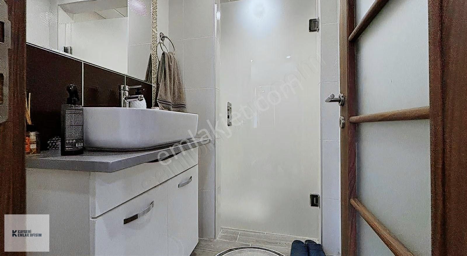 İldem Ödül Trend Sitesinde İçi Yapılı 3+1 Satılık Geniş Daire - Görsel 23