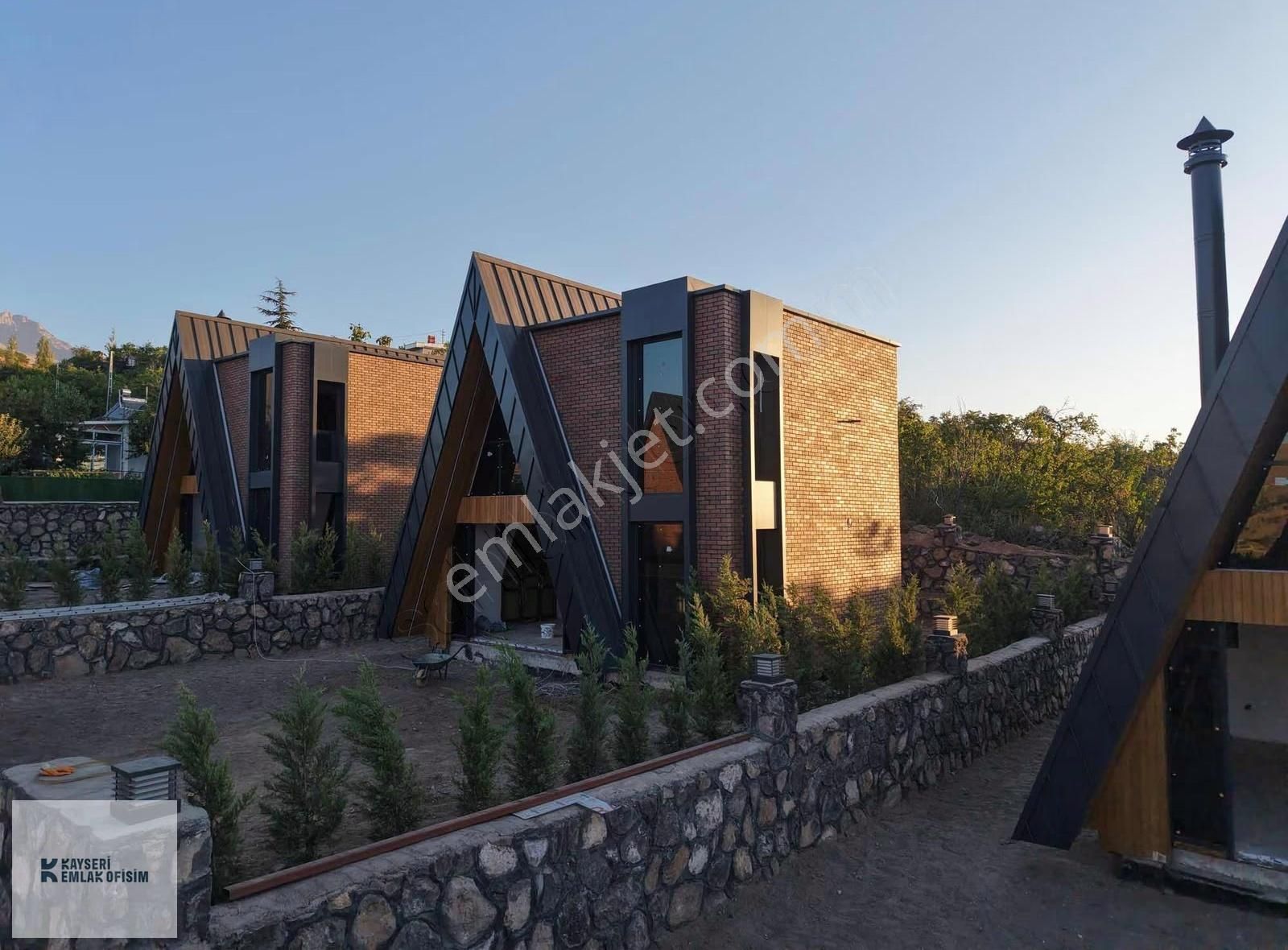 Hacılarda Lüks Ağır Çelik Konstrüksiyon 3+1 480 M2 Arsalı - Görsel 9