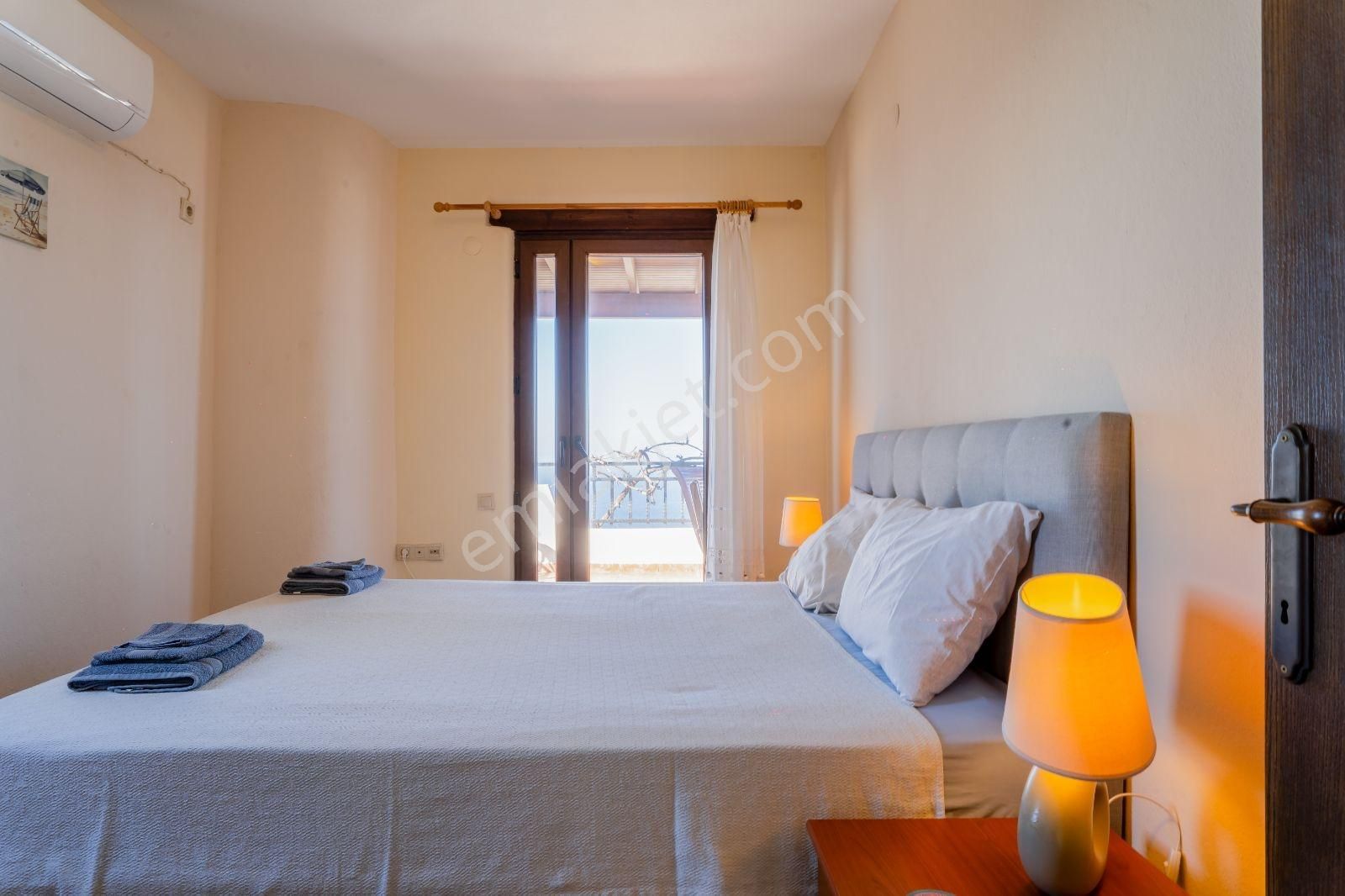 Gümüşlük Koyunbaba Lebi Derya Manzaralı Bahçeli Müstakil Villa - Görsel 18