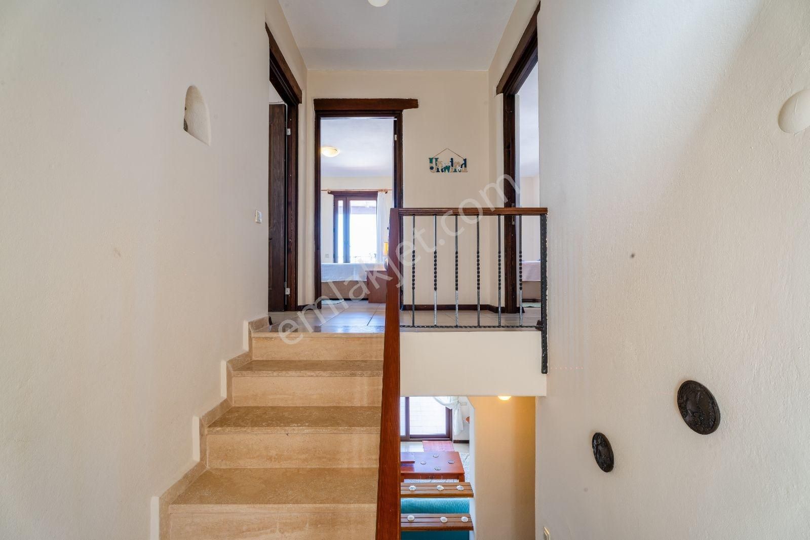 Gümüşlük Koyunbaba Lebi Derya Manzaralı Bahçeli Müstakil Villa - Görsel 33